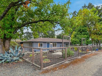 622 Solano Ave