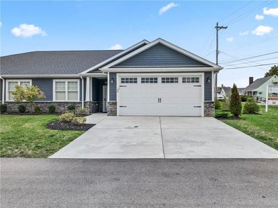 Property at 16 Barrington Ct, Monaca, PA