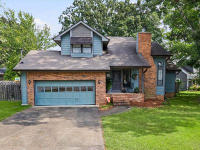 8501 Oak View Dr
