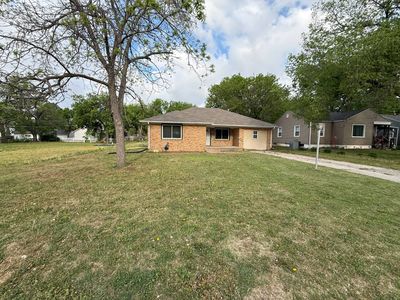 1013 N Campbell Ave