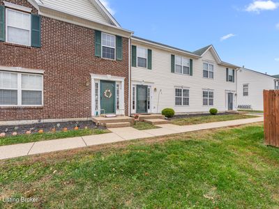 9532 Bayberry Green Ln