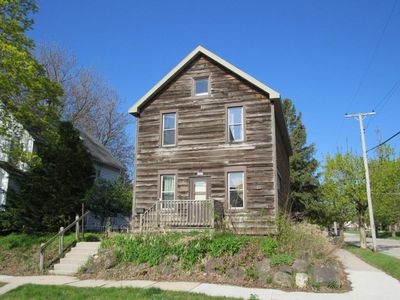 2022 North 20th STREET