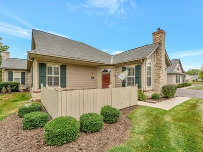4392 Crimson Maple Ln