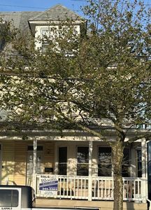 22 N Iowa Ave