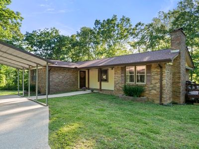 780 Waters Rd