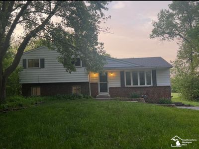 2058 W Erie Rd