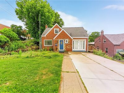 11 Green Oak Ln