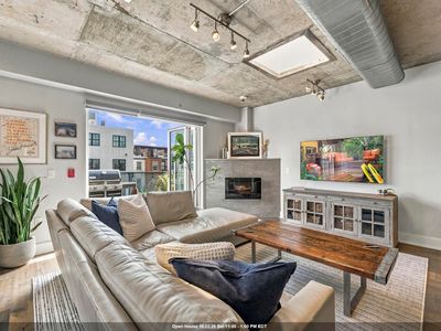 113 Garden St Penthouse B