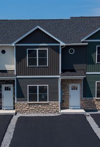 746 Zephyr Dr