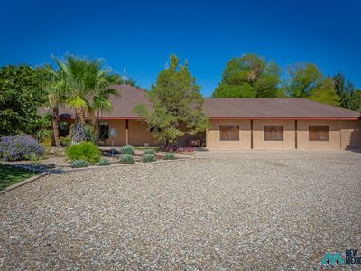 5809 Chisum Rd