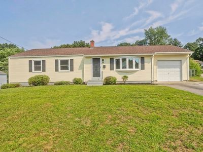 11 Mountainview St