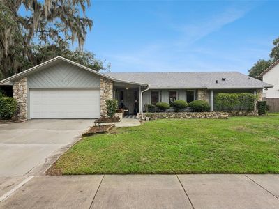 4902 Briar Oaks Cir