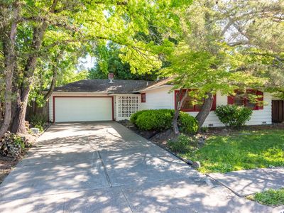 1102 Michigan Drive