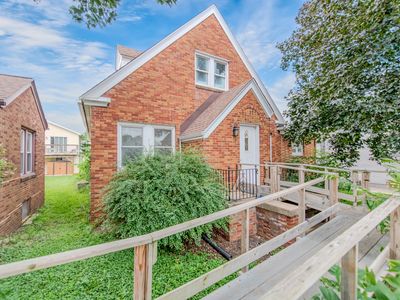 Property at 217 20th Ave, Naplate, IL