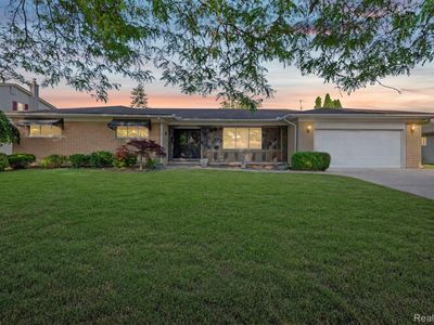 32104 Claeys Dr