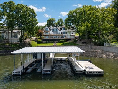 1729 Chimney Point