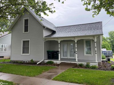 110 W 2nd St