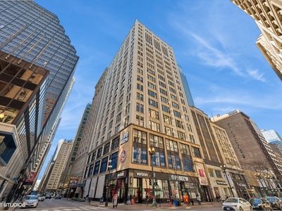 8 W Monroe St APT 504