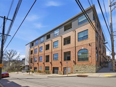 622 Gross St #306
