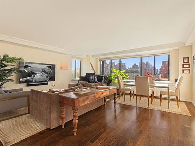 1441 3rd Ave #14AB