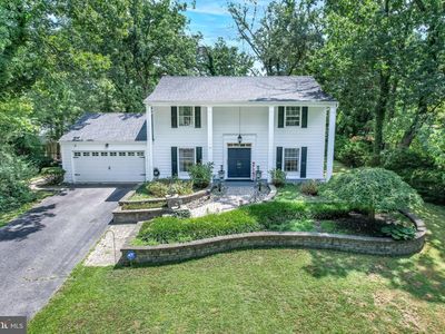 1211 Forest Dr