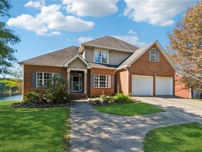 9 Westmoreland Lake Dr