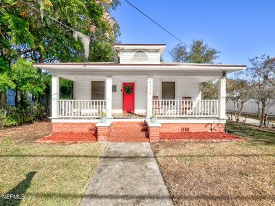 1321 CEDAR Street
