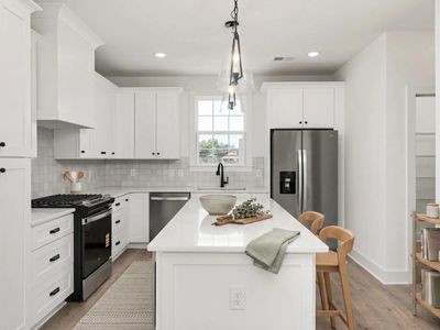 504 Edwin St #28