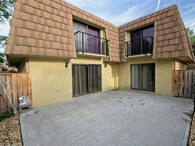 5373 BAMBOO COURT #402