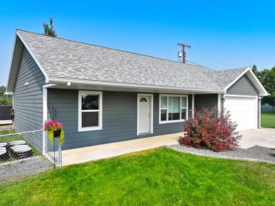 2216 Central Ave W