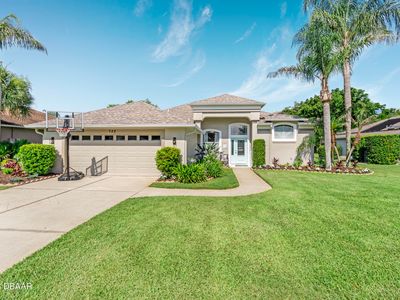 732 Oakwater Ln