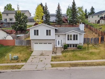 187 Crestview Dr