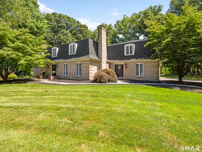 570 Riverside Drive