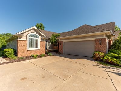 2243 Old Falls Dr