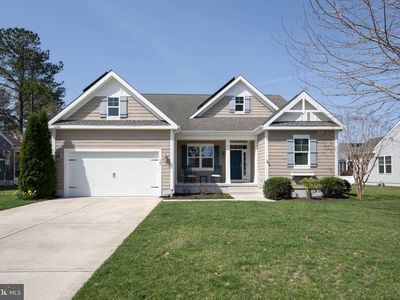 147 W Shore Dr