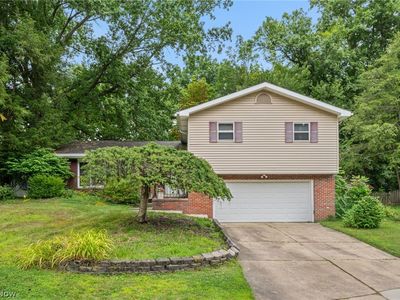 1590 Newcastle Cir
