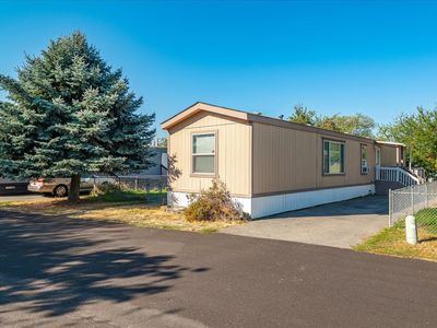 21725 E Wellesley Ave TRAILER 9