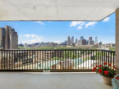 20 2nd St NE Unit P1101