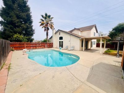 6 Westmont Ct