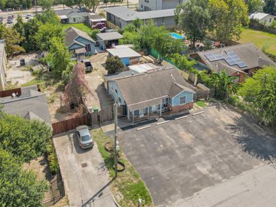 2084 Harland Dr