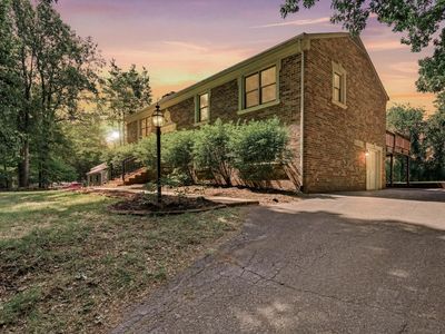 215 Cameron Rd