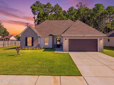 880 Leeward Dr