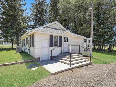 80 W 148th Ln S