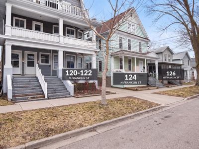 120-126 N Franklin St