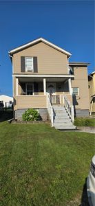 303 McKinley St W