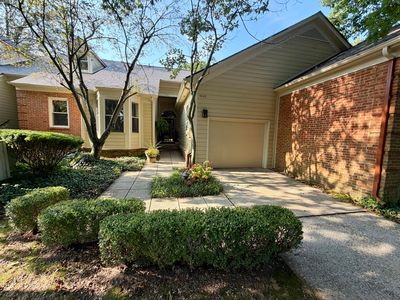 1042 Heather Hills Ln