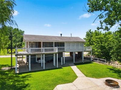 39070 Pike #202