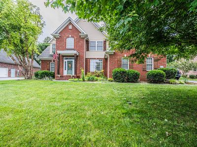 350 Roseberry Cir