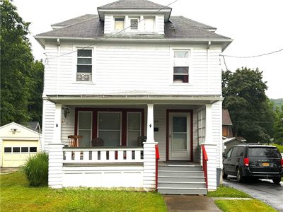 709 Grove St
