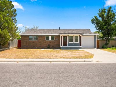 1906 English Dr